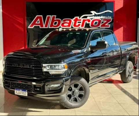 RAM 2500 LARAM. 6.7 NIGHT ED. TB CD 4x4 Die.
