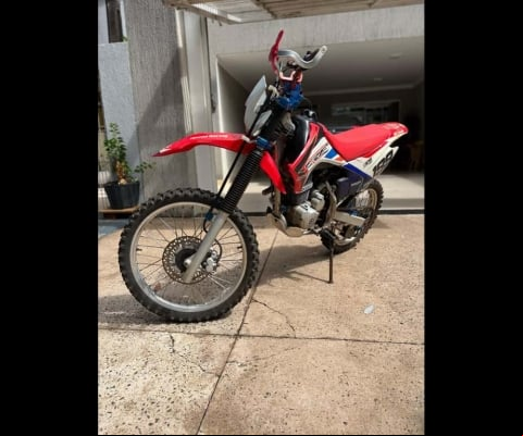 HONDA CRF 230 F