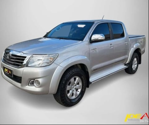 Toyota Hilux SRV 4x4 2.7  - Prata - 2013/2013