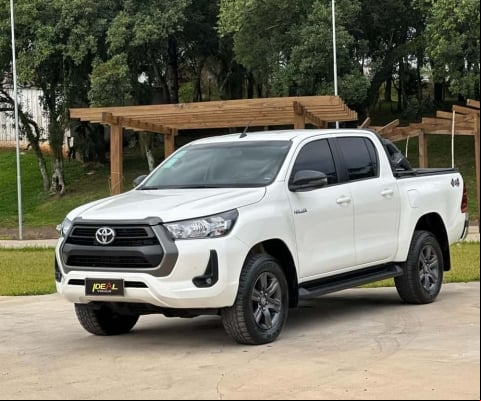 Toyota Hilux CDSR A4FD - Branca - 2023/2024