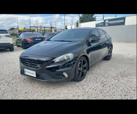 VOLVO V40 2.0 T5 R-DESIGN GASOLINA 4P AUTOMÁTICO