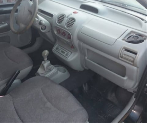 RENAULT TWINGO à venda.