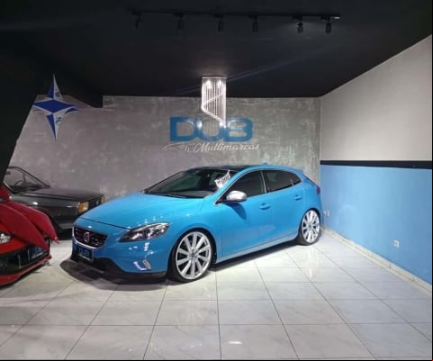 VOLVO V-40 2.0 TB 4P 2014