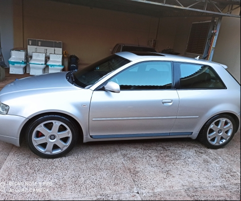 AUDI S3 à venda.