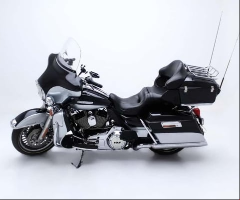 HARLEY-DAVIDSON CVO LIMITED FLHTKSE 2013