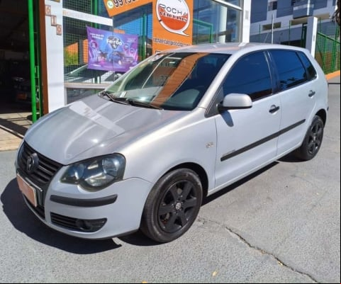 VOLKSWAGEN Polo Hatch 1.6 4P FLEX