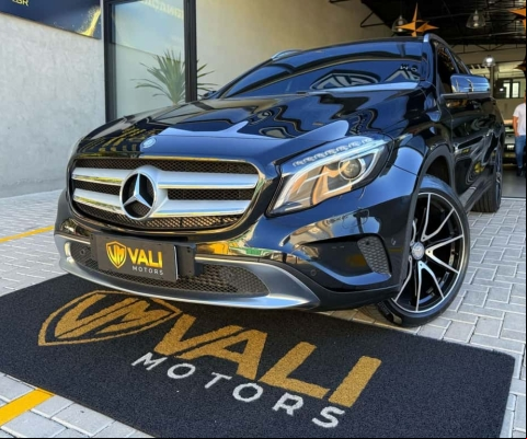 GLA 200 Vision 1.6 TB 16V Flex Aut.