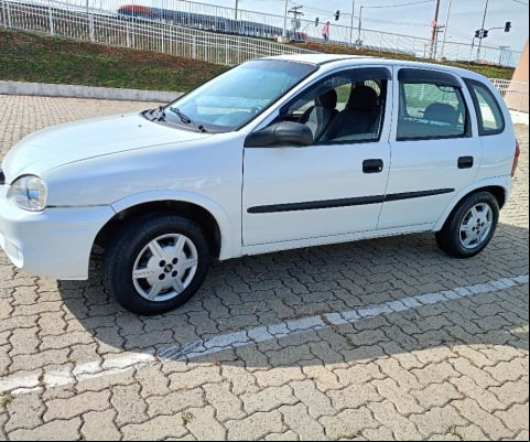 Cosa Wind 1.0 4 portas 