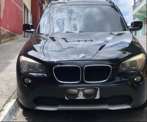 BMW X1 à venda.