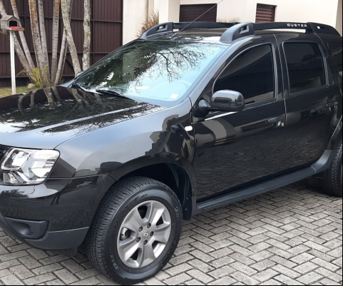 RENAULT DUSTER à venda.