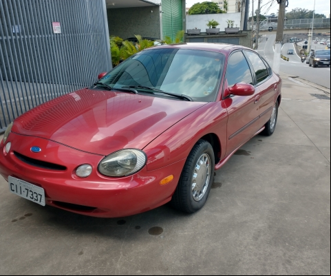 FORD TAURUS à venda.