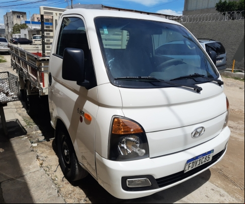 HYUNDAI HR à venda.