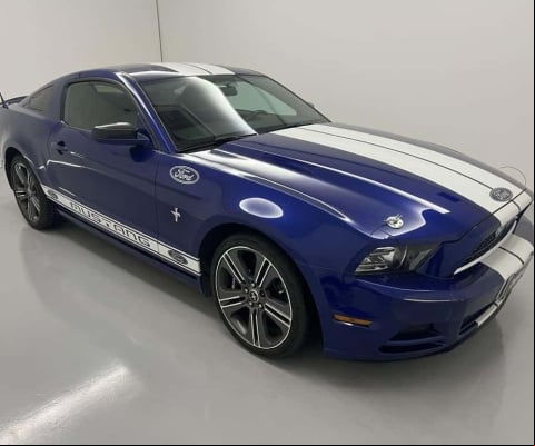 MUSTANG 3.7 V6 AUT