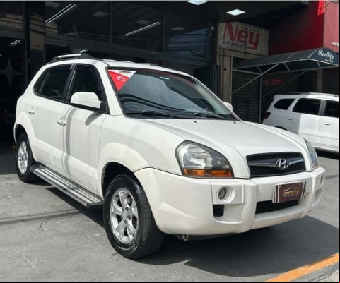 Hyundai Tucson 2015 2.0 mpfi gls 16v 143cv 2wd flex 4p automático