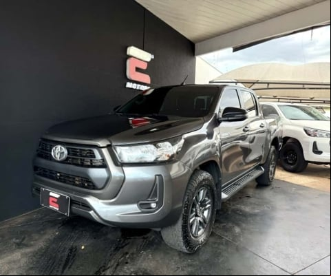 TOYOTA HILUX 2.8 SR CHALLENGE 4X4 CD TDI 4P