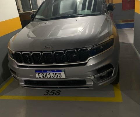 JEEP COMMANDER à venda.