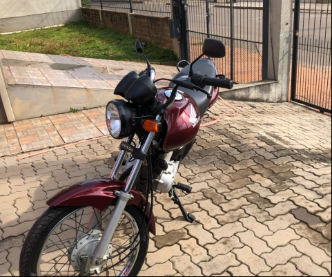 HONDA CG à venda.