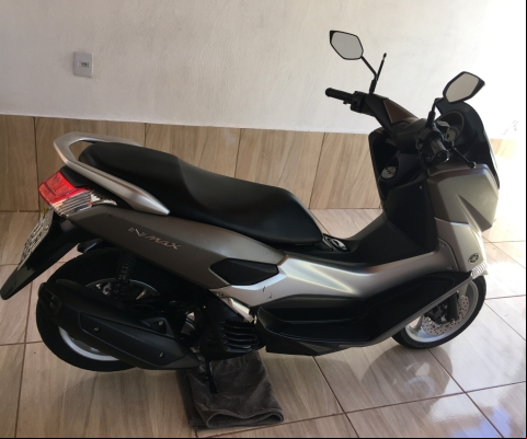 YAMAHA NMAX à venda.