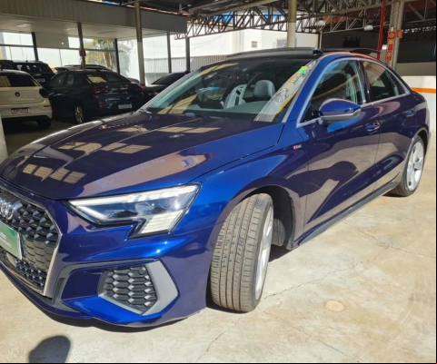 Audi A3 2024 2.0 40 tfsi mhev sedan s line s-tronic