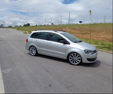 VOLKSWAGEN SPACEFOX à venda.