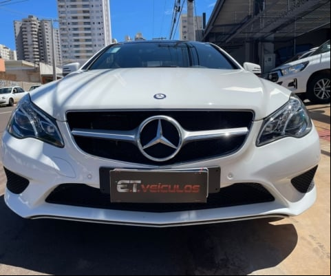 MERCEDES-BENZ E 250 à venda.