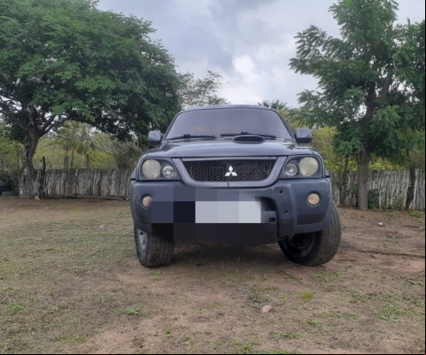 MITSUBISHI L200 OUTDOOR à venda.