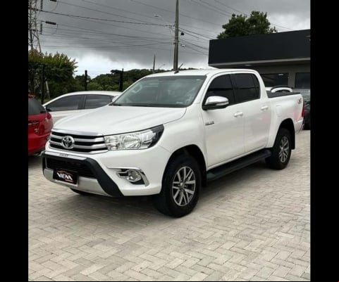 TOYOTA HILUX 2.8 SRV 4X4 CD 16V DIESEL 4P AUT 2017