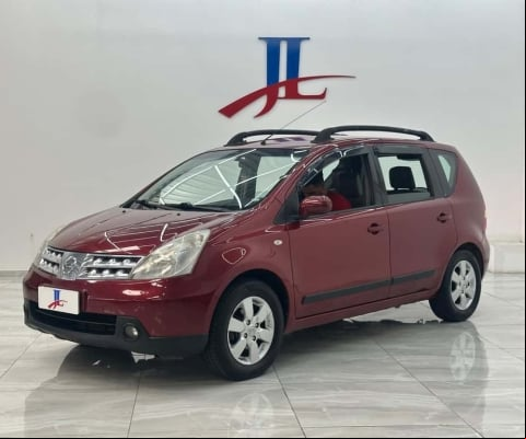 NISSAN LIVINA 18SL 2011