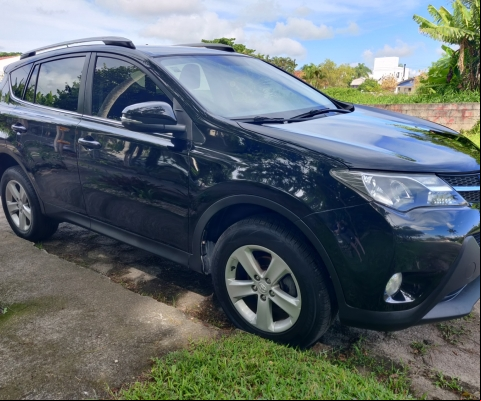 TOYOTA RAV4 à venda.
