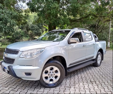 S10 LTZ 2.8 TDI 4X4 DIESEL AUT 2013