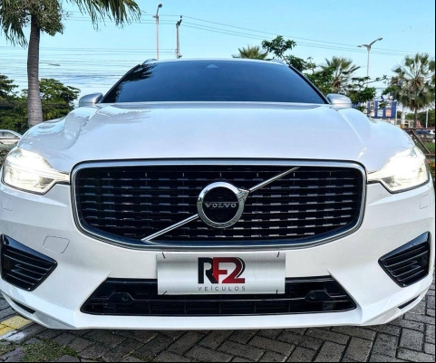 VOLVO XC 60 à venda.