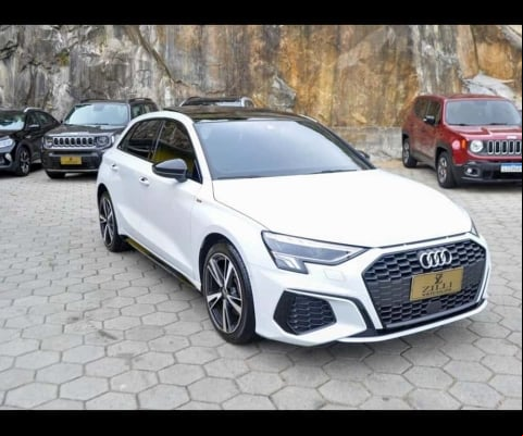Audi A3 SPORTBACK 2.0 S-LINE TURBO AT (HIBRIDO)  - Branca - 2023/2023