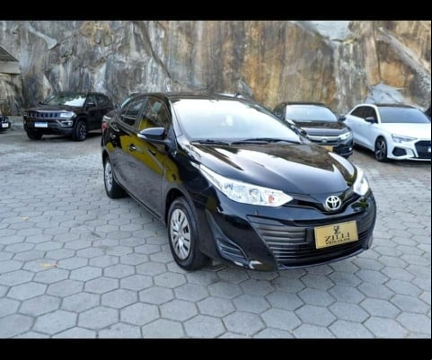 Toyota Yaris SEDAN XL LIVE 1.5 AT - Preta - 2020/2021