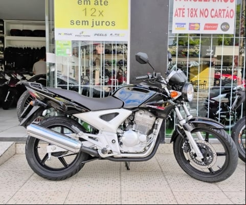 Honda CBX 250 Twister 2005, aceito troca, cartão e financiamento
