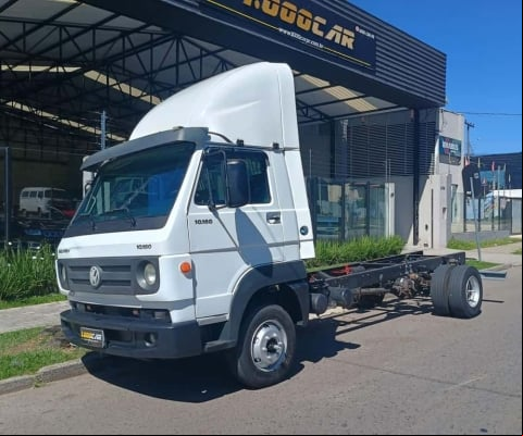 VOLKSWAGEN 10.160 DRC 4X2 2016