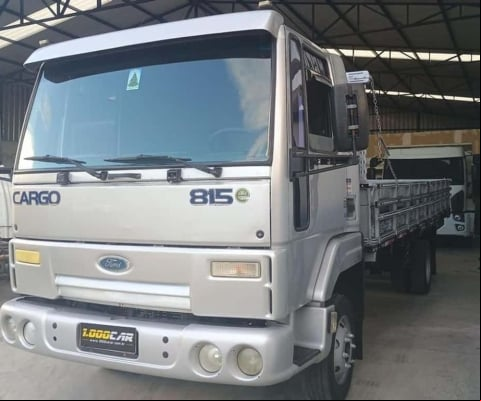 FORD CARGO 815 E 2010
