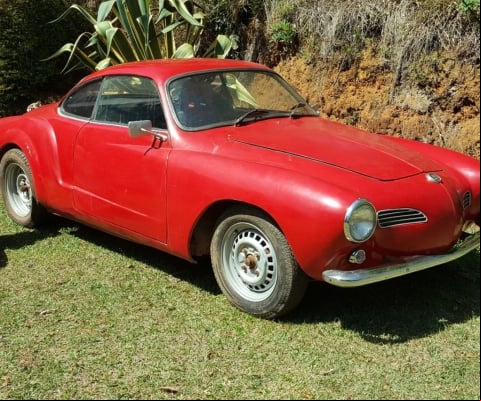 VOLKSWAGEN KARMANN GHIA à venda.