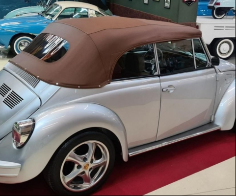 VOLKSWAGEN FUSCA à venda.