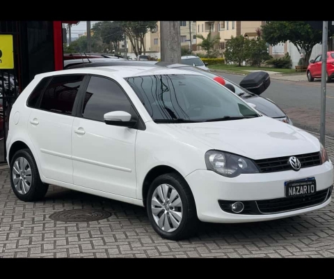 VOLKSWAGEN POLO 1.6 2014