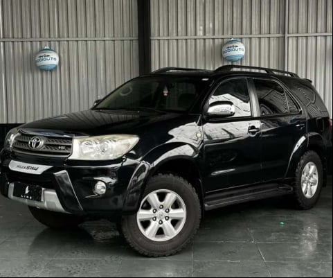 TOYOTA HILUX SW4 SRV 4X4 4.0 V6 24V AUT. 2010