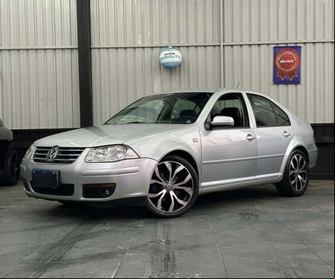 VOLKSWAGEN BORA 2.0 MI 4P 2010