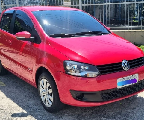 VOLKSWAGEN FOX à venda.