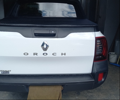 RENAULT OROCH à venda.
