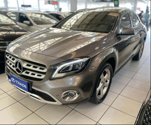 MERCEDES-BENZ GLA200FF 2018