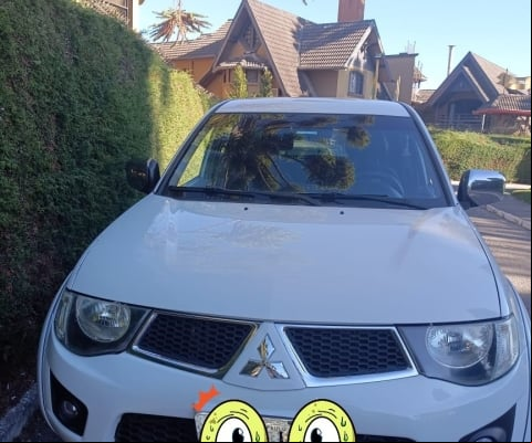 MITSUBISHI L200 à venda.