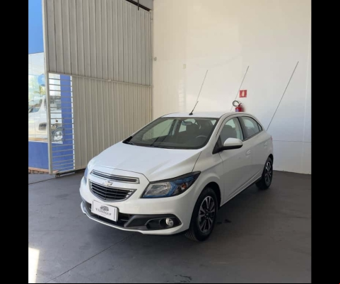 Chevrolet Onix Flex Automático