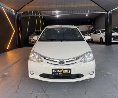 Toyota Etios Sedan Flex Manual