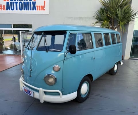 VOLKSWAGEN KOMBI Standard / Luxo / Série Prata