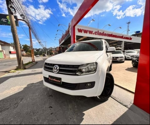 Volkswagen AMAROK 2.0 TRENDLINE 4X4 CD 16V TURBO INTERCOOLER DIESEL 4P AUTOMÁTICO