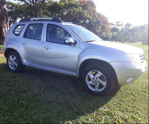 RENAULT DUSTER 2.0 automática 2012 à venda.